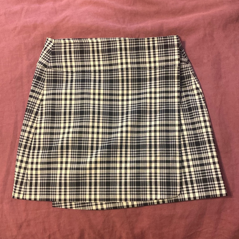 Theory plaid skirt